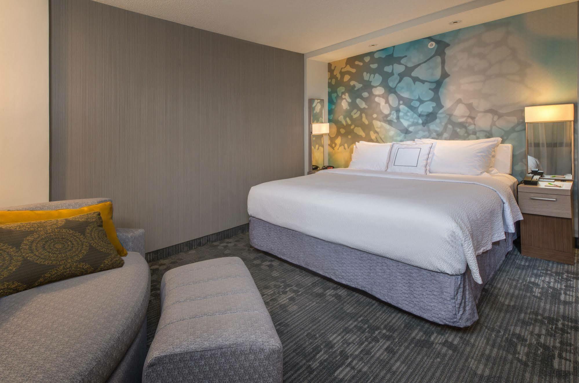 Courtyard By Marriott Reno Downtown/Riverfront Exterior photo